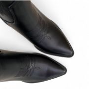 Εικόνα της Cowboy μποτάκια με τακούνι