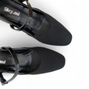 Εικόνα της Γόβες Καστόρ και Λουστρίνι με Μπαρέτα Μαύρες