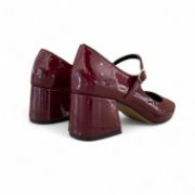 Εικόνα της Γόβες Μπορντό Λουστρίνι με Μπαρέτα