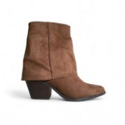 Εικόνα της Μποτάκια καστόρ με τακούνι και αναδιπλούμενη φάσα