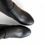 Εικόνα της Μποτάκια με χοντρό τακούνι και διακοσμητική τόκα