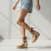 Εικόνα της Εσπαντρίγιες Πλατφόρμες με Κορδόνια Σκούρο Μπεζ