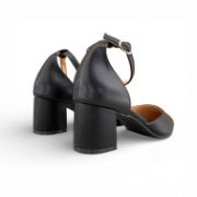 Εικόνα της Γόβες Μυτερές με Μπαρέτα Μαύρο