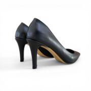 Εικόνα της Γόβες Μυτερές με Λεπτό Τακούνι Μαύρο Ματ