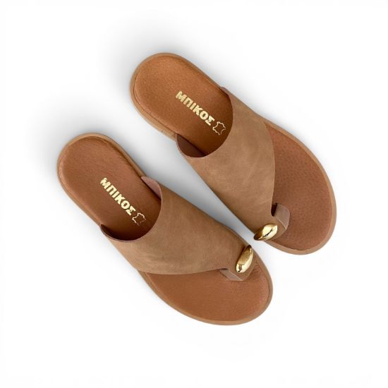 Εικόνα της Παντόφλες Flat με Toe Ring Μπεζ